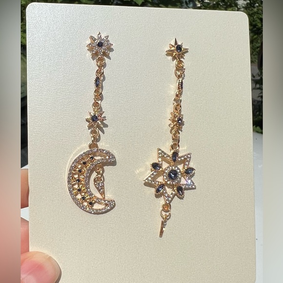 Celestial Bling Earrings - Picture 7 of 13